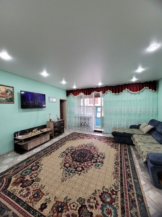 Продается 3 комнатная квартира в районе Холодный ключ!