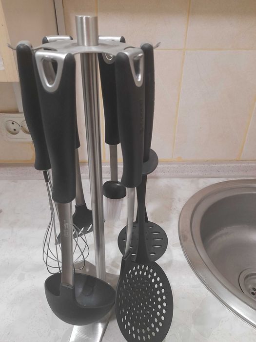 Все для кухни и для хозяйки.