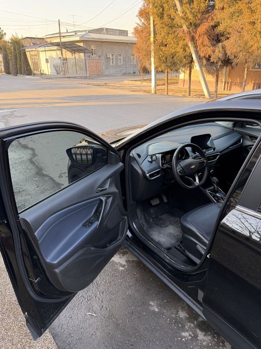 Tracker 2 Premier full