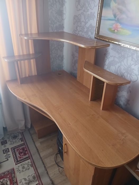 Срочно продам спальный гарнитур б/у