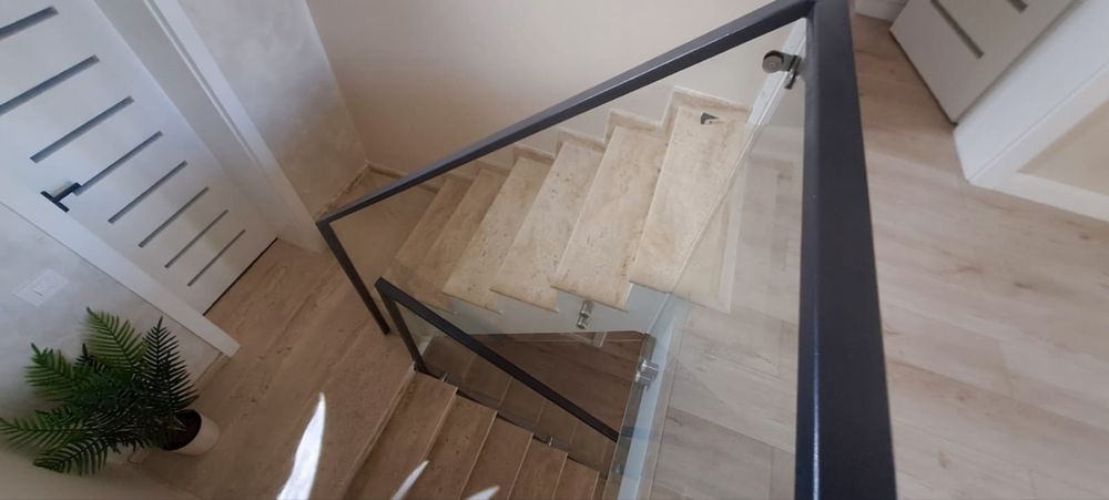 Balustrade din sticlă securizată