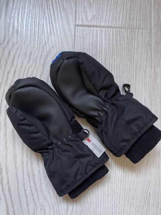Перчатки. Варежки фирмы H&M