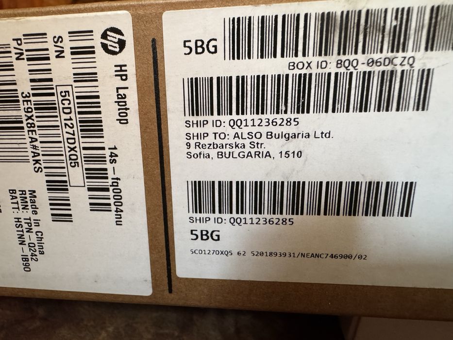 Лаптоп HP 14s не е ползван