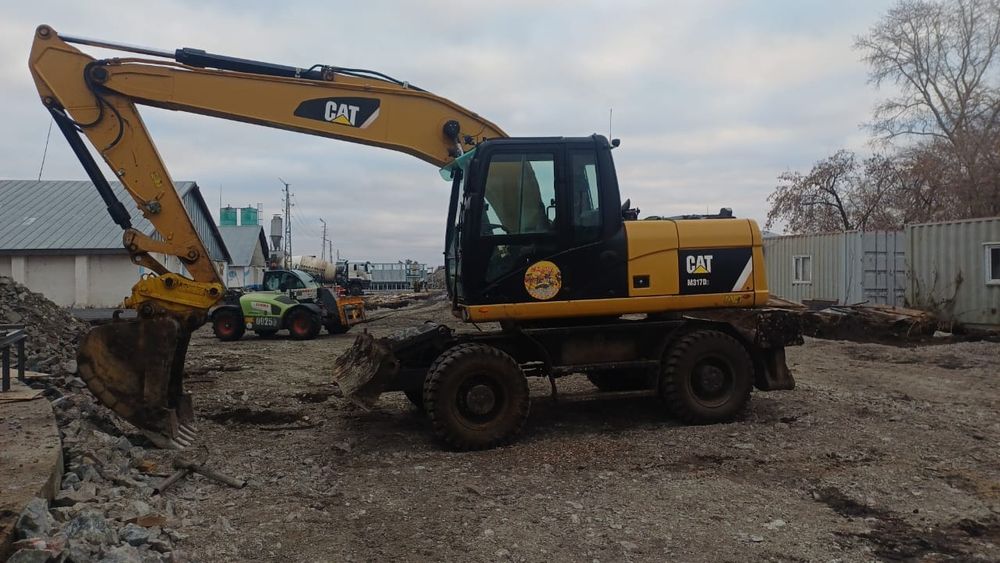 Колёсный экскаватор в аренду