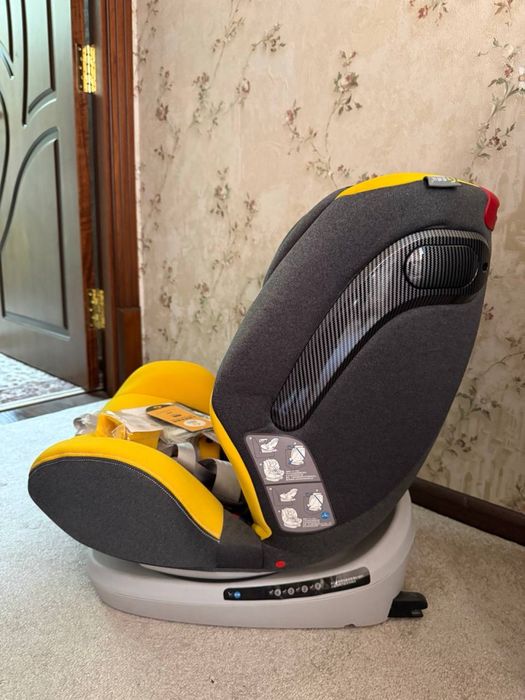 Продам новое детское автокресло DearLife ISOFIX 360°