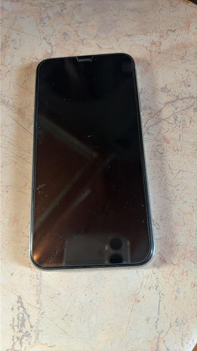 iPhone 11, черен ,памет 128 GB