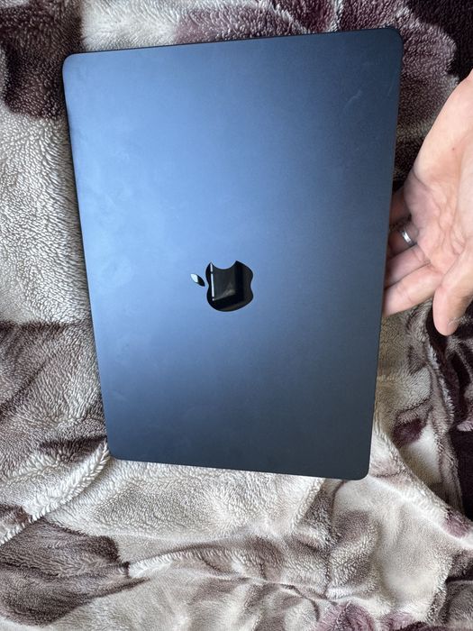 Macbook air m2 256gb