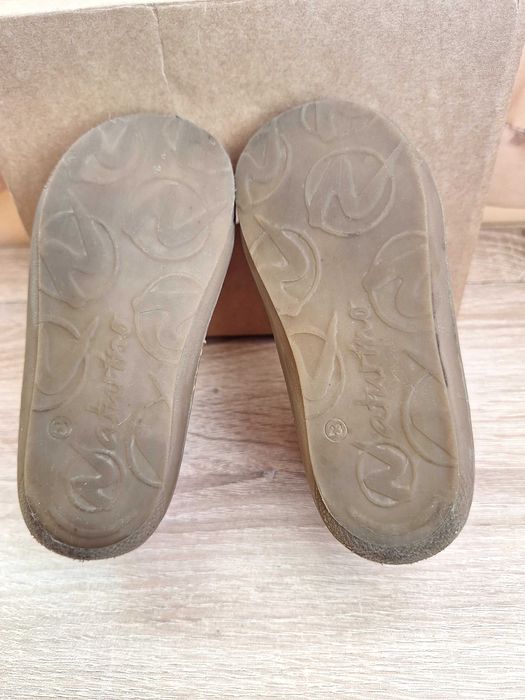 Детски обувки Naturino 23 в отлично състояние