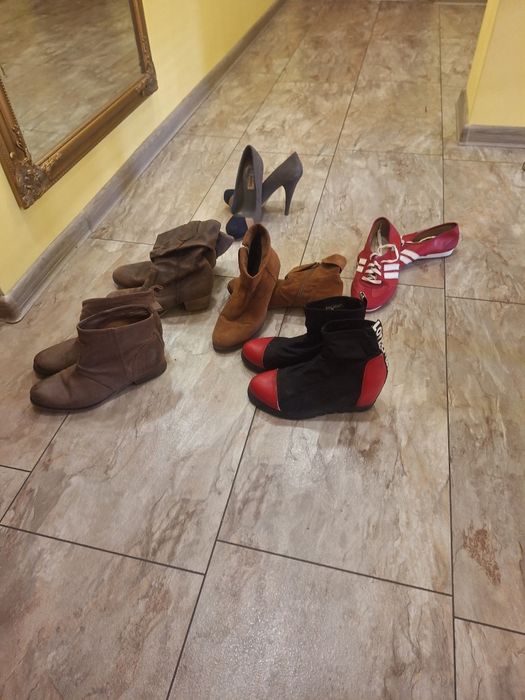 Намалени на 1евро Подарявам лот обувки+подаръци