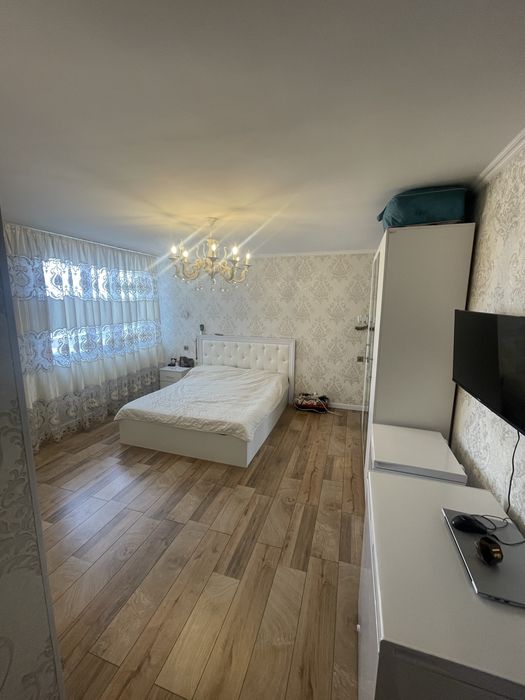 Продам 3 комнатную квартиру