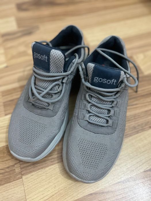 Teniși originali Gosoft.