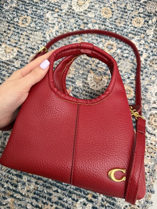 Ceanta noua - Coach rosu