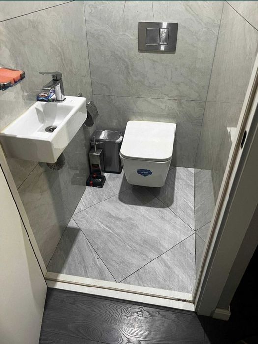 Продаётся на Карасу-6 4ком