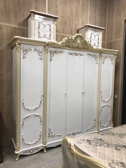 Spalniy ganitur kamplekt