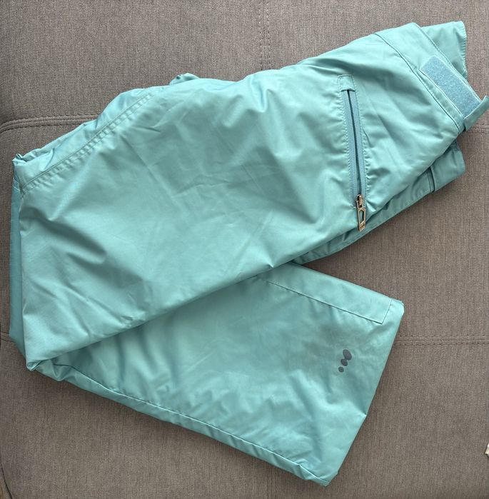 Ски екип с ръкавици