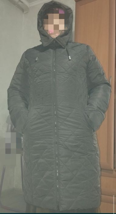 Продам женскую зимнию  куртку