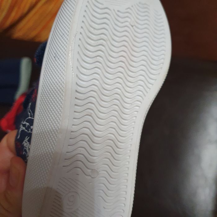 Детски пантофи за момче