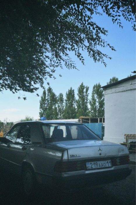 Мерседес 190 2 обьем