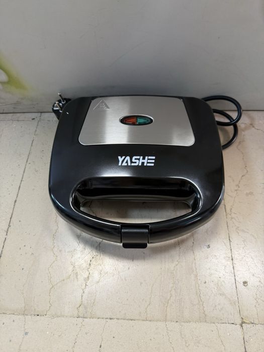 Тостер Yashe 750W