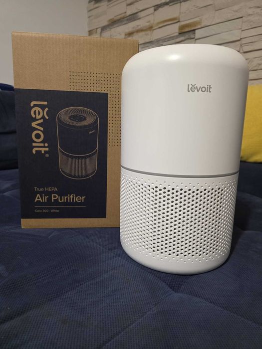 Purificator Aer LEVOIT Core 300