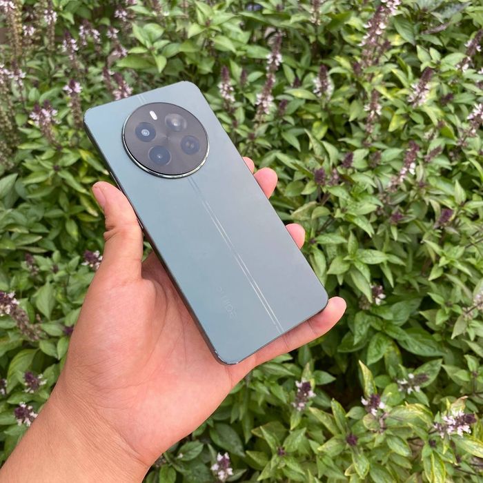 Realme 12  falgman madel