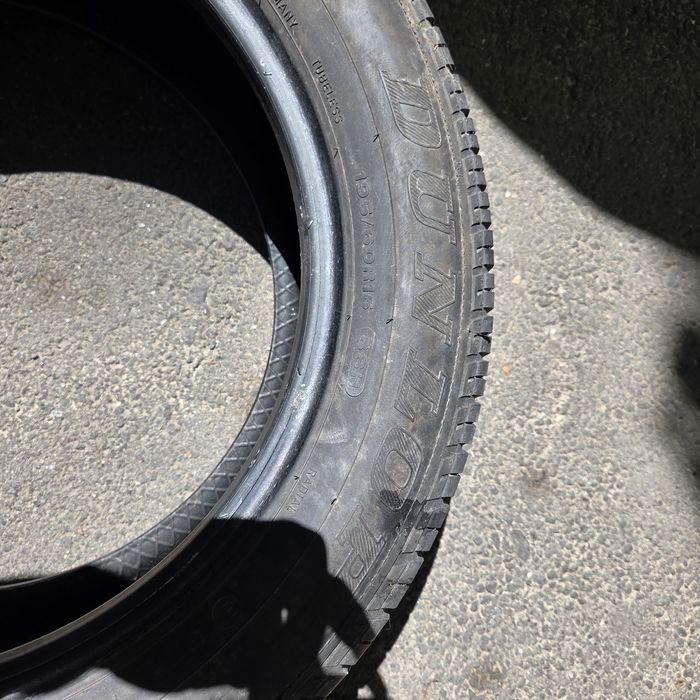 Vand 2 cauciucuri vara 195/60/15