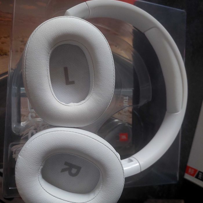 Наушники JBL TUNE 760 nc белые  оригинал