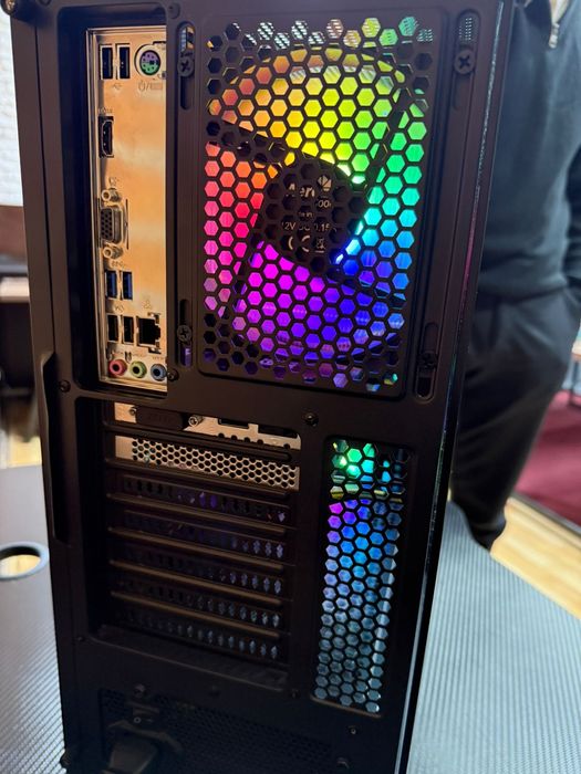 Продам Игровой компьютер 

Продаю мо