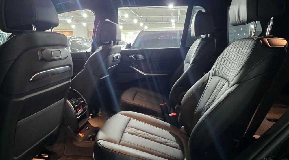 BMW X7 X-drive 40i