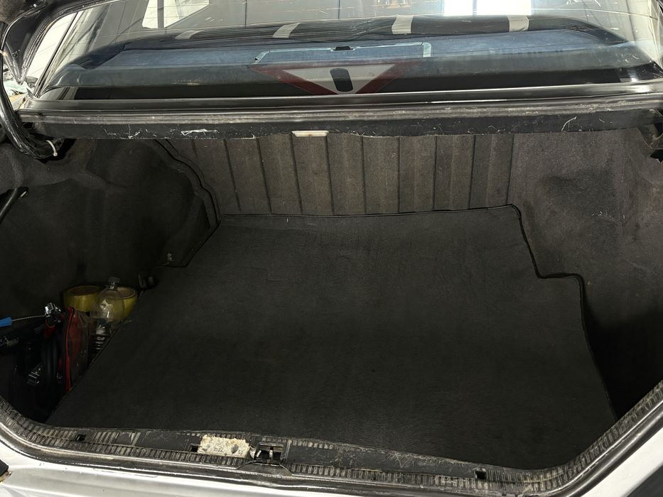 Мерседес w124 е200