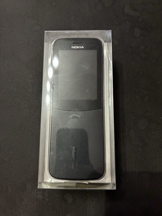 Nokia 8110 4 G комплект