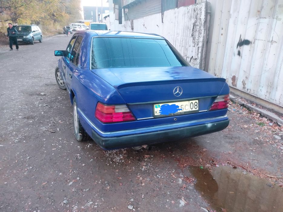 Мерседес W 124 атомат