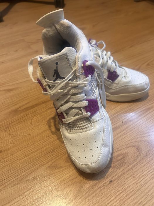 Дамски маратонки nike jordan