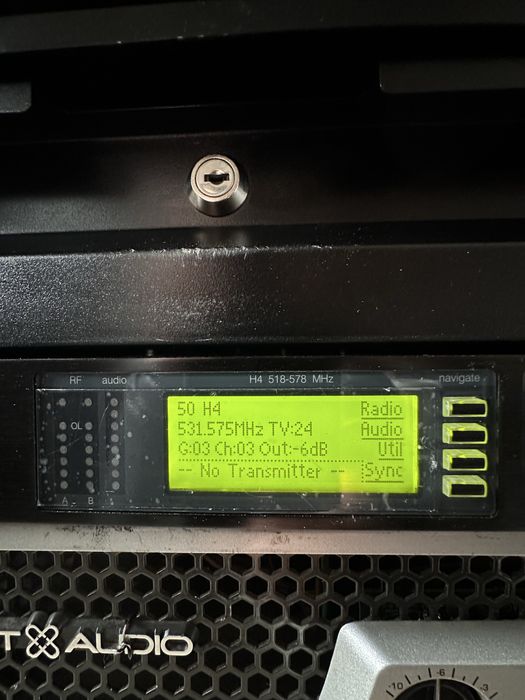 Vand microfon Shure UR 4s cu UR2 casula SM 58