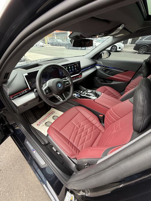 Bmw i5 40L +dop opsiya Televizorli 2025-Yil 14.700 Probeg