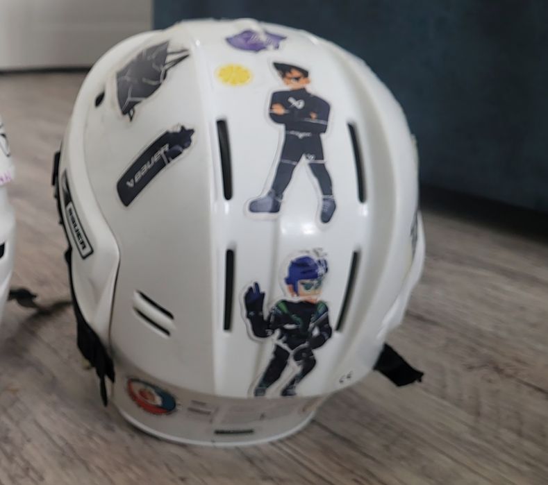 Шлем хоккейный детский