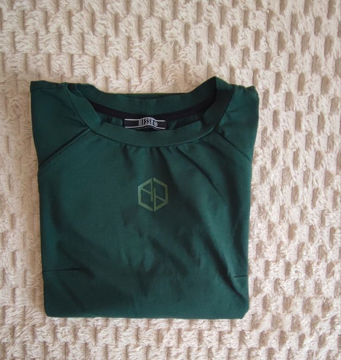 Пуловери и шапка  Alessa/Алеса