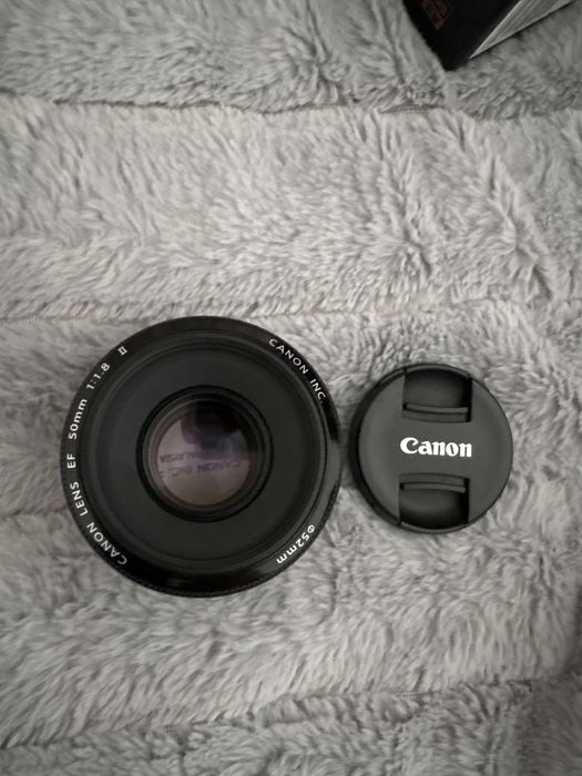 Линза canon 50мм