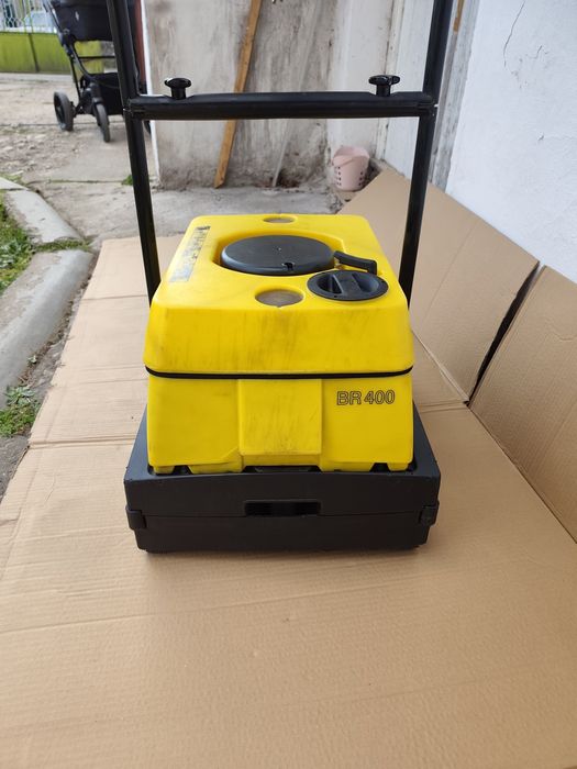 подопочистваща машина Karcher BR 400