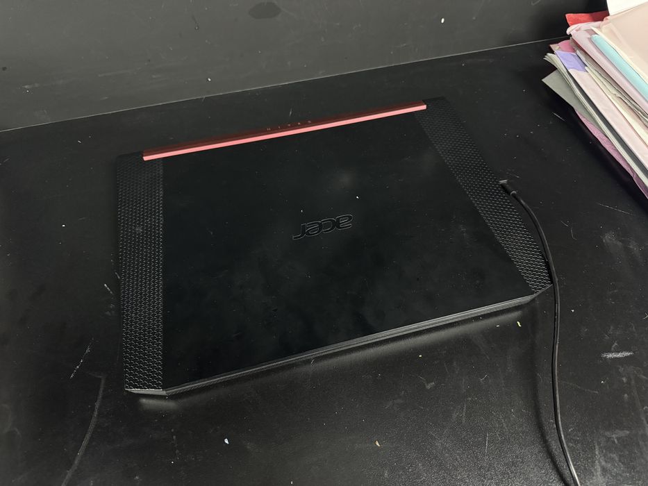 Продам игровой ноутбук Acer Nitro 5