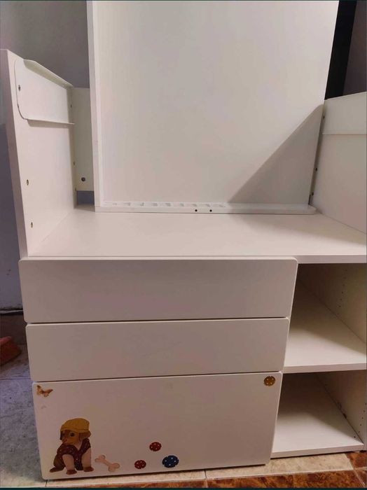 Маса за повиване Икеа / повивалник