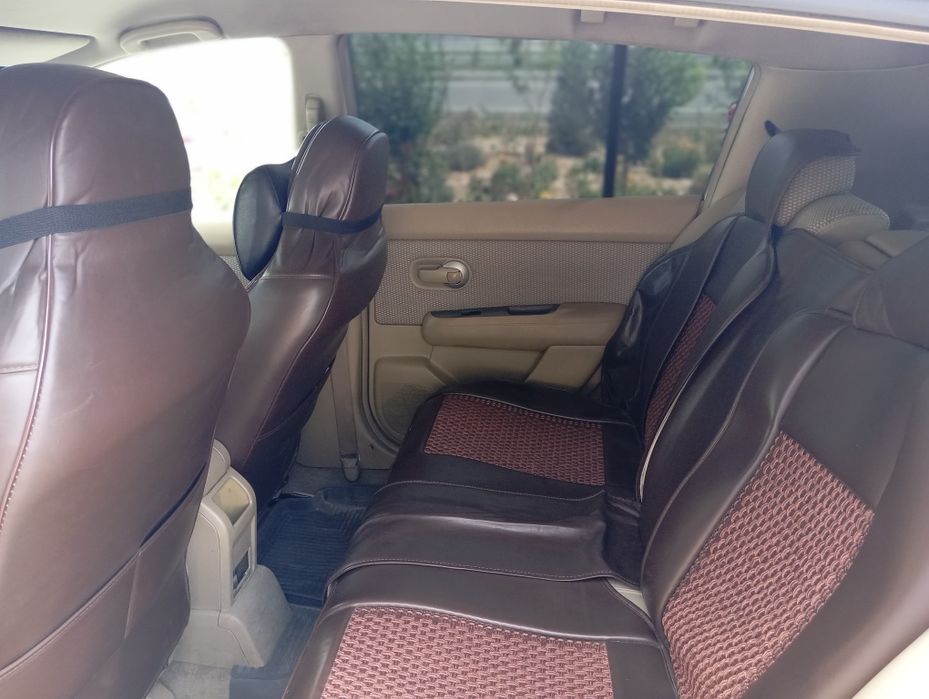 Nissan tida 1.6 2006 yil seriy maksimum 300$ li ishi bor narxi 5500$