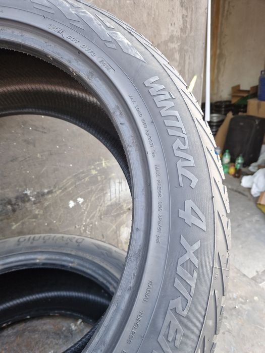 2 Anvelope Vredestein 275 45 R20 la 300 lei ambele