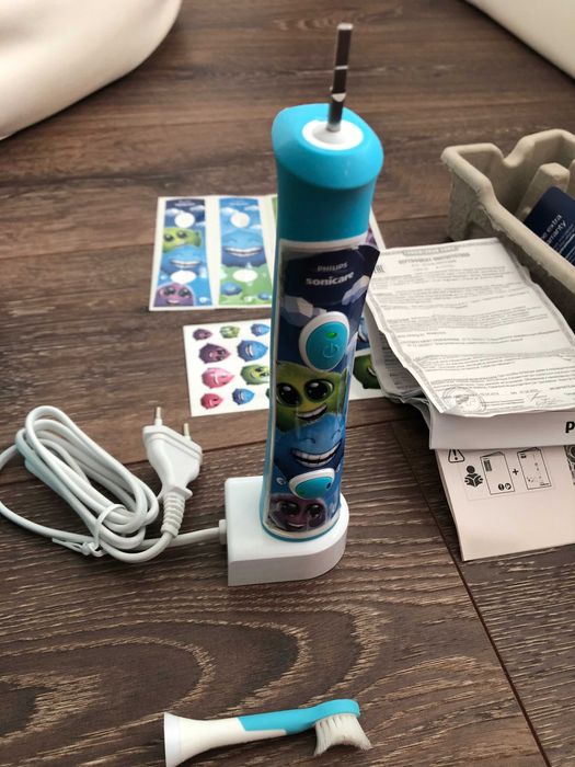 Детска ел.четка за зъби Philips