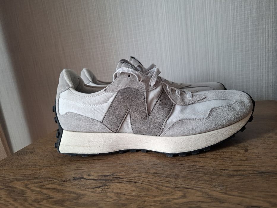 New Balance 327 маратонки 46 номер.