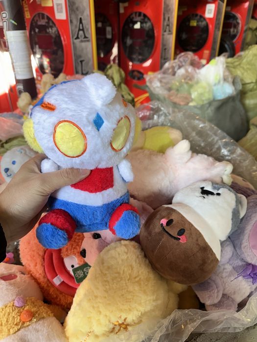 Большой склад игрушек в Астане