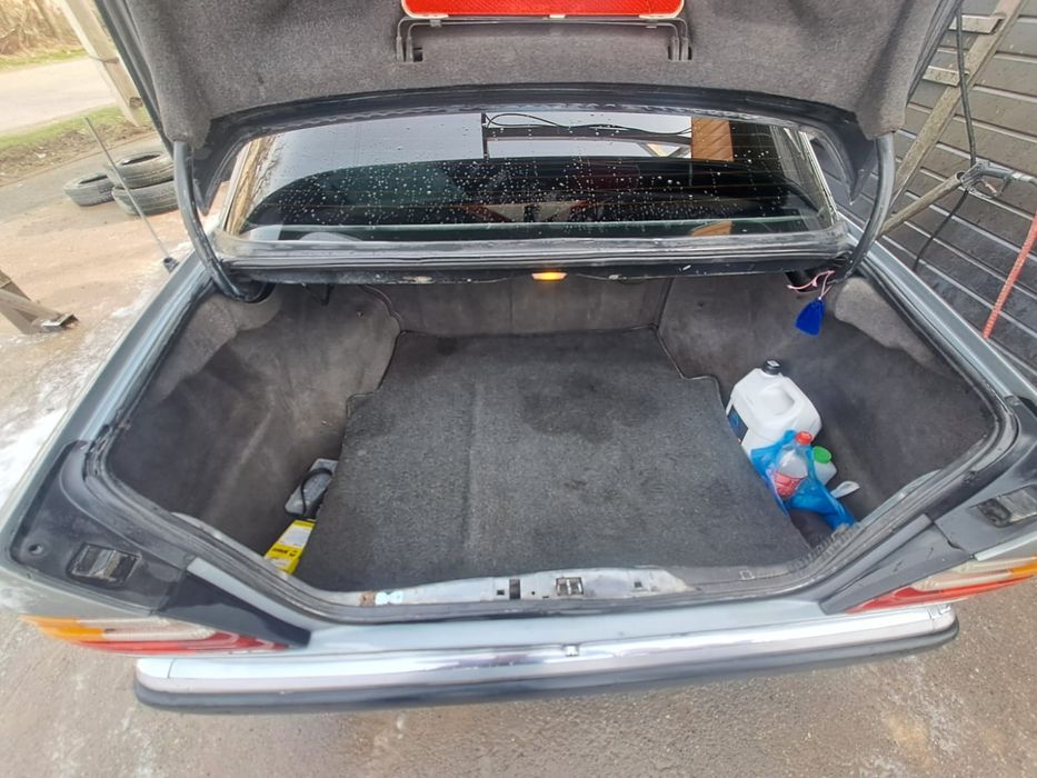 Продам мерс 124 на ходу