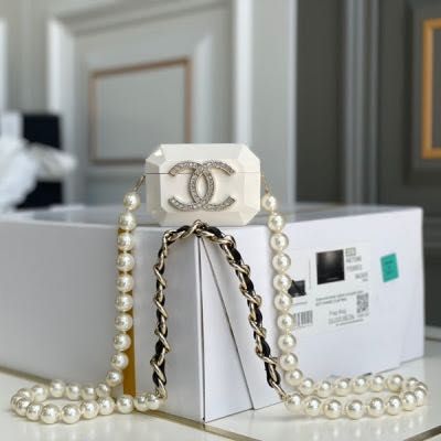 CHANEL чанта мини