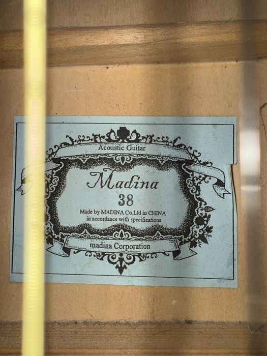 Гитара продаю за 20тыс