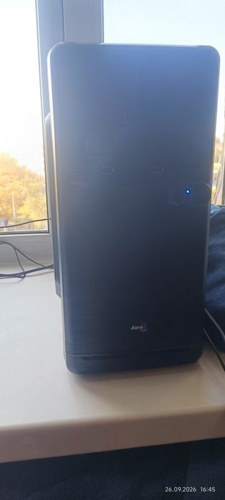 Персональный компьютер intel(R) Core i3-7100 + принтер НР1100